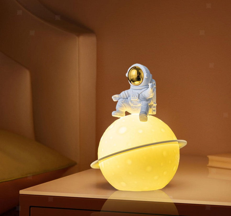 Lampara Led De Astronauta